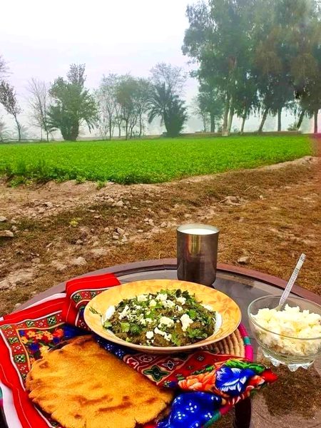 Village ky mazy. City walo ao kbhi hamary pass