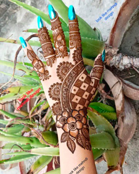 Mehndi Design image