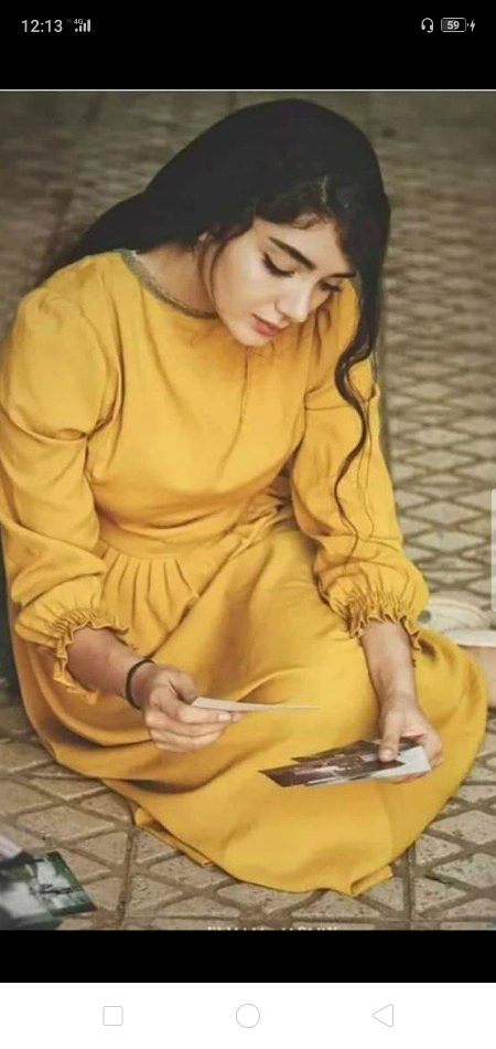 کتنا پیار کرتے تم سے کہنا نہیں آتا.
بس اتنا جانتے تم بن رہنا نہیں آتا🔥 Mahii 💔