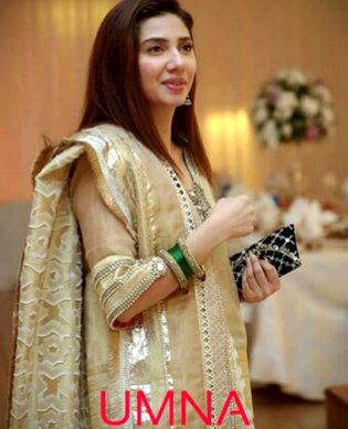 (***)Logo ka kia hai sahib Log to kisi haal mein bhi khush rehny nahin dety humy khod khush rehna parhta hai un kly Jo humy khush dikh kar khush ho ty hain(***)