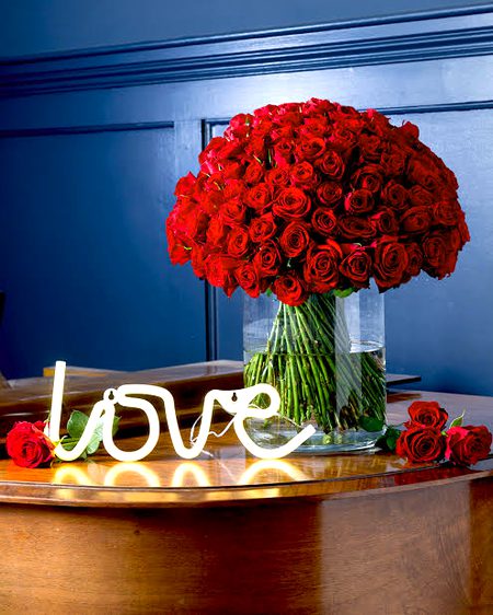 Mly prince ke lye rose🌹🌹🌹🌹😘🙈🙈🙈Bht zyada pyal ap shy🙈🙈