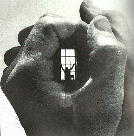 *_میں وہ ہوں، جس کا شک ہمیشہ صحیح، اور فیصلہ ہمیشہ غلط ہوتا ہے.🙂_*😩