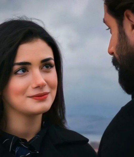 تم اس قابل ہو کہ تمہیں دل سے چاہا جائے
کیونکہ تم من چاہا نہیں رب چاہا معجزہ ہو میرے لیے❣️🥰