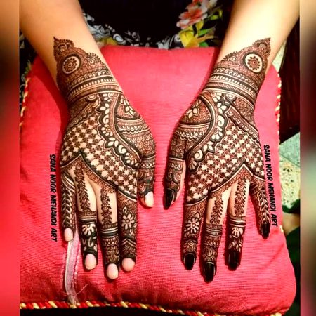 Mehndi Design image