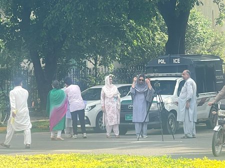 عمران تیرے جانثار
ایک دو تین چار https://t.co/fu76MuXehD