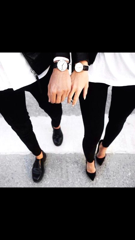 Hum ne Muhbt Ka bharam Sb se Juda rkha he Zakar her bat me Tera he Bs nam chopa rkha he