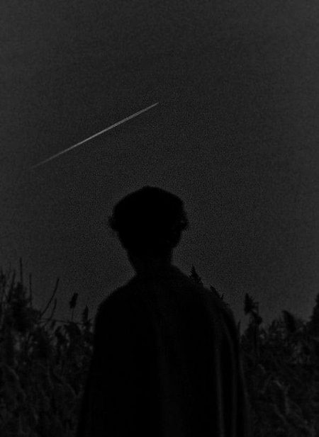 تجھے اداس بھی کرنا تھا خود بھی رونا تھا😢
یہ حادثہ بھی میری جاں کبھی تو ہونا تھا 💔
Udas 🥺🥹 🥀