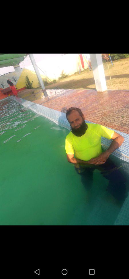 ..نگاہ یار میں ٹھہرا ہوا جمال ہوں میں۔. میرا طواف کر اے عشق بےمثال ہوں میں۔۔
❤️😍😎😋🌹🥀
