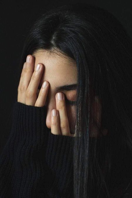 قدرت کے فیصلوں پر کبھی شک مت کرنا 🖤
 اگر سزا مل رہی ہے تو گناہ بھی ضرور ہوا ہوگا😔