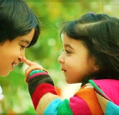 او لڑ وڑ کے ہی تاں لاڈ ہوندے ۔۔۔
او بھائی تا بہناں دے باڈی گارڈ ہوندے
🖤🌝🤍