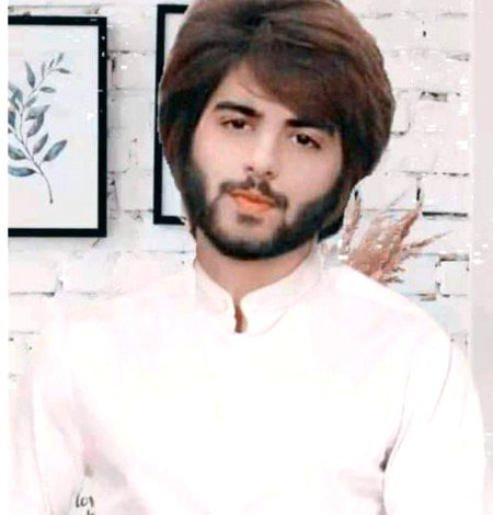 گچھ لوگوں کو پچھتاوا بھی نہیں ہوتا
اور ہم سوچتے رہتے ہیں
کہ شاید کسی
وقت آنہیں احساس ہوگا، اپنے منفی رویوں 
کا کڑوی باتوں کا ،زہریلے جملوں کا
، طنز و طعنوں کا مگر ایسا نہیں ہوتا،
کیوں کہ پچھتاوے بھی ظرف والوں کے
لیے
ہوتے ہیں بے حس لوگوں کے پاس
اپنی اٹا اور اپنا آپ ہوتا ہے بس
Hur Ri
