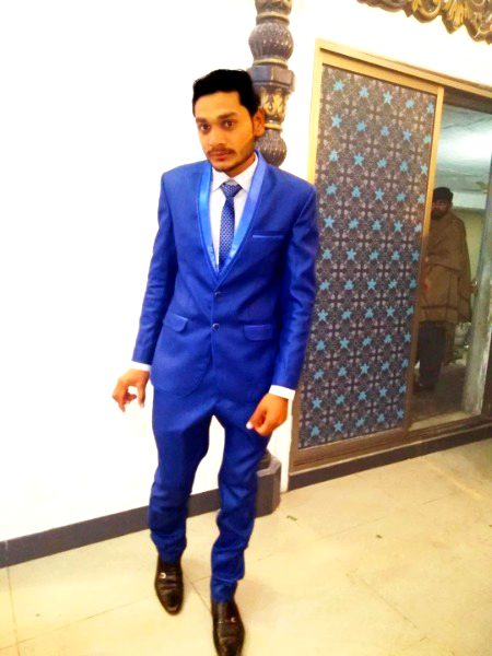 اک شام کے آنچل میں چھپا کر تمھیں جاناں💑
خواھش ھے کے دیکھوں ، تنہا تیری صورت