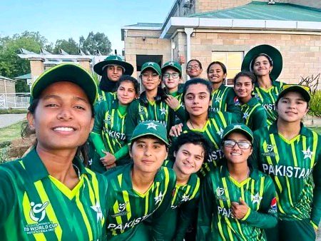 Pakistani Celebs image