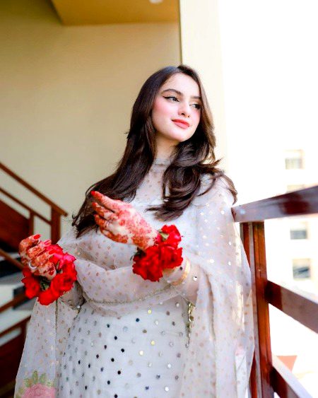 Beautiful People image