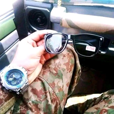 بنت حوا
تم بہت پیاری اور معصوم ھو
😘
خدا آپ کو اس دور کے ابلیسوں سے بچاٸیں
😢