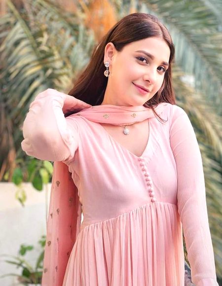 Pakistani Celebs image
