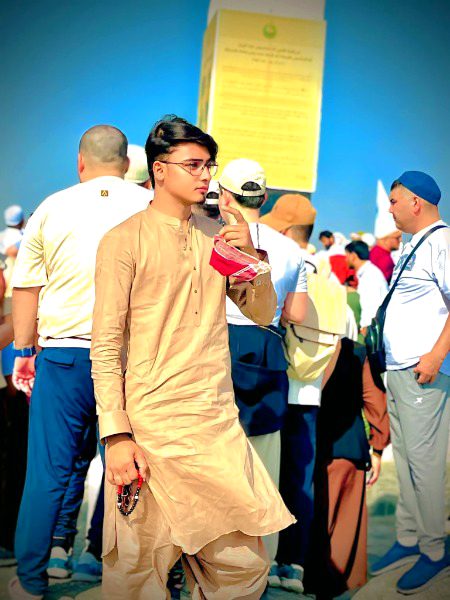 Beautiful People image