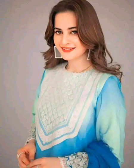 Beautiful #aimankhan 😍