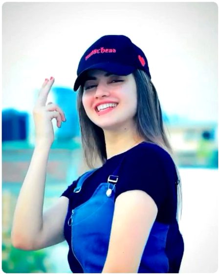 TikTok Stars image