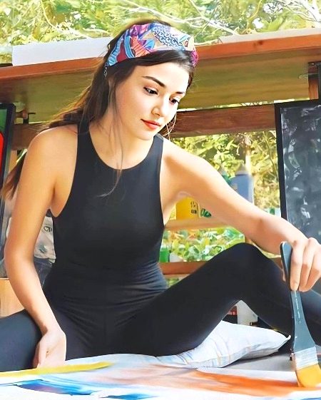 Turkish Celebs image