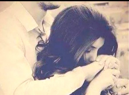 ۔۔۔مرتے ہوئے کو جیسے ضرورت ہو سانس کی۔💞💕💕💗💗☺️☺️😊۔
ایسے ہی شدتوں سے تجھے مانگتے ہیں ہم۔۔💝💝💯💯💯💯💯💯✔☺️😊😊🥰😍😍💓💓⚘⚘🤲😥😥