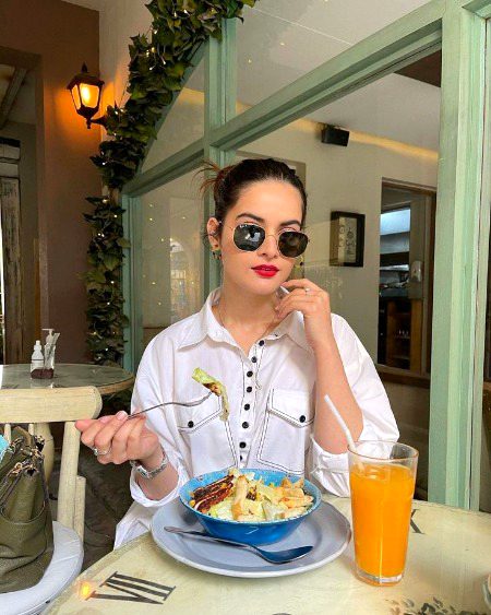 Pakistani Celebs image