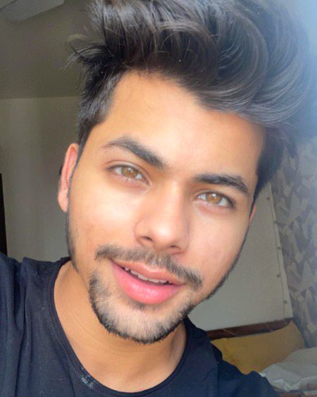 Indian Celebs image