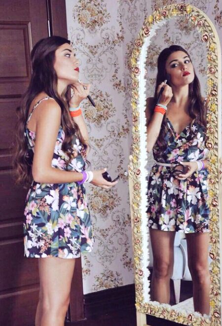 Turkish Celebs image