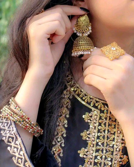 Beautiful People image