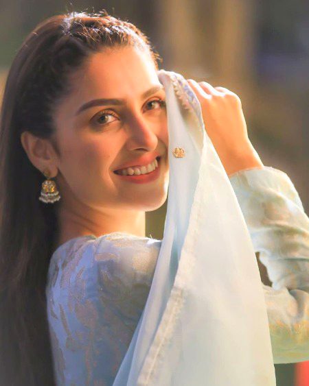 Pakistani Celebs image