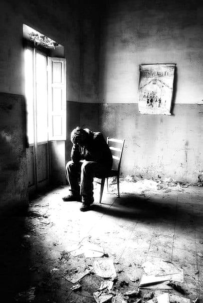 _آج کل اتنی تکلیف اتنی ازیت ہے کہ لگتا ہے بہت جلد دم گُھٹنے سے مر جاؤں گا-😖💔_