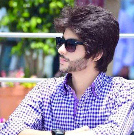 جو باتیں پی گیا میں
 وہ باتیں کھا گئی مجھ کو
Syyed's writes