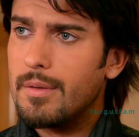 Turkish Celebs image