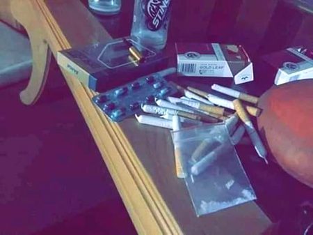 ہم نے سمیٹے ہیں درد دنیا کے
 تم سے ایک ہم نہ سمبھالے گئے*