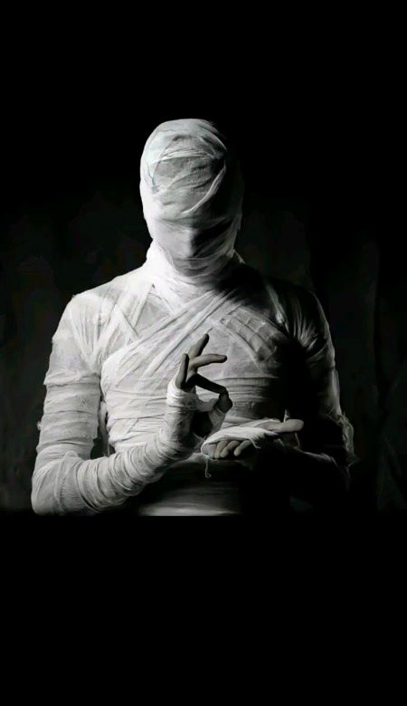 I always told her I would never say anything against her, no matter what I always deleted all her photos, but she never trusted me. Maybe she trusts me now.