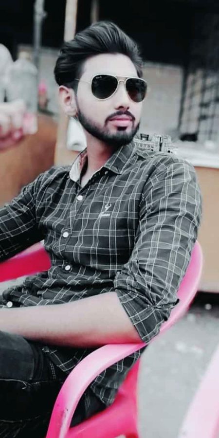 🔥🔥ہمیں گِرتا ہوا دیکھنا چاہتے ہیں 🔥  
 ہمارا سہارا لے کر اُٹھنے والے لوگ 👑💪