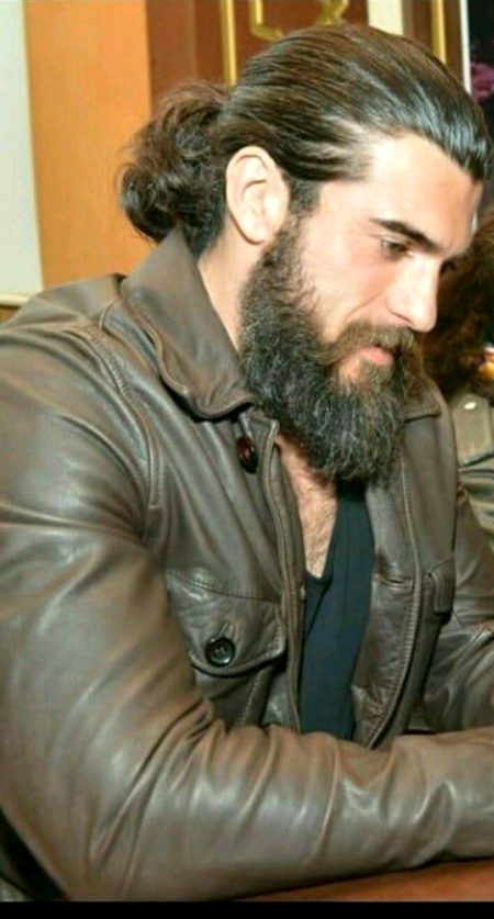 Turkish Celebs image
