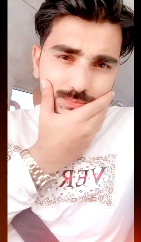 Hum bhot masoom hai
