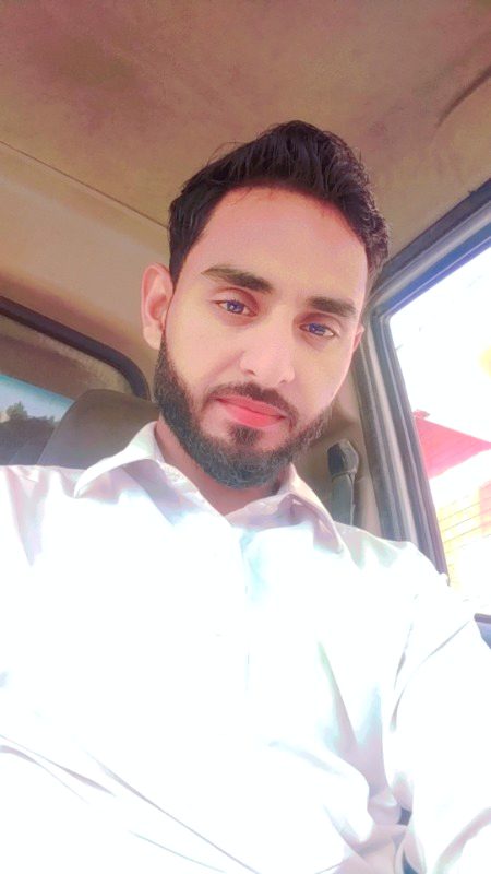 _اور پھر کہاں گیا وہ شخص-_
_جسے تم سکون قلب ، انت ا لحیا ت کہتے تھے-🖤🔥_