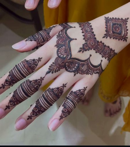 Mehndi Design image