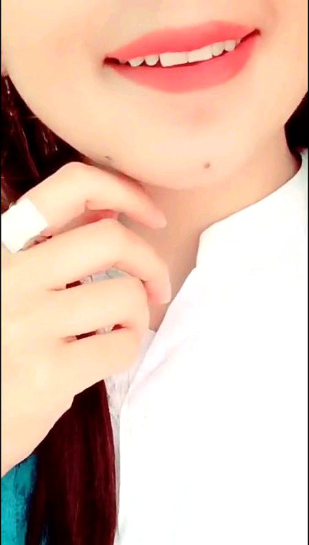 ساری برائیاں ہم میں سہی آپ بتائیں👑
جنت کی چابیاں محفوظ ھیں ناں
🔥