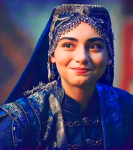 Turkish Celebs image