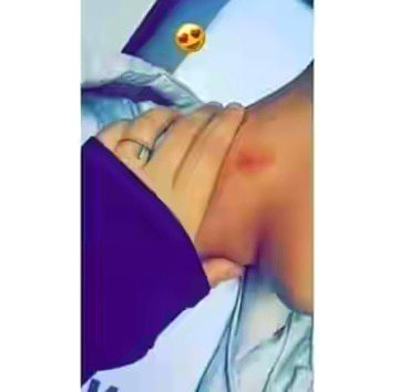 کر لی ناں!!!! چاہت پوری
اب لوگ دیکھیں گے تو کیا کہیں گے