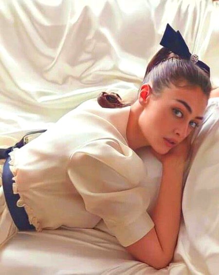 Turkish Celebs image