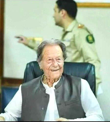 2053 میں رات 11 بجے کا headlines کچھ اس طرح ہوگا عمران خان 277 سیٹ جیت کر مسلسل ساتویں دفعہ وزیراعظم پاکستان منتخب انشاءاللہ 👉💪💪💪