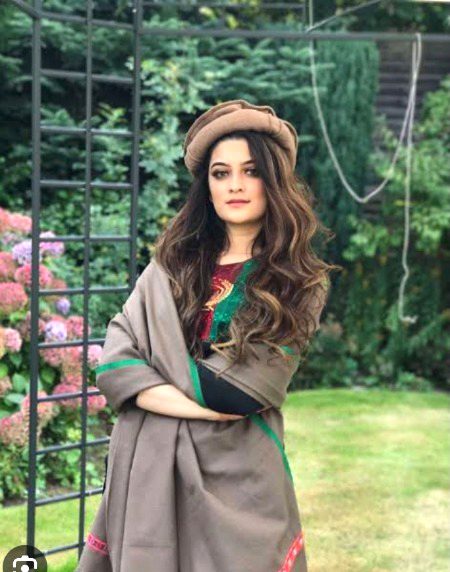 Beautiful People image