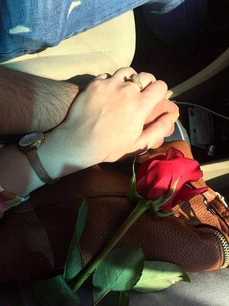 .💞 ڈھونڈ نے سے کہاں ملتے ہیں چاہنے والے  💗 خدا خود دلاتا ہے وہ شخص "جو دل کو سکون دے"⁦ ❤
