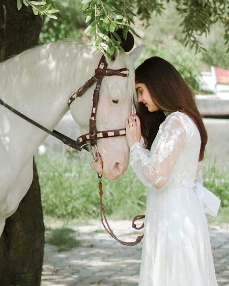 Beautiful People image