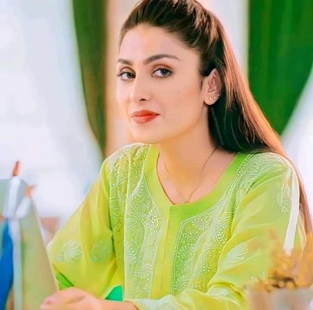 Pakistani Celebs image