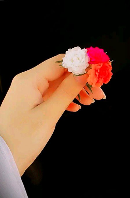 ہم کبھی بھی کسی کے لیے اہم نہیں ہوتے۔۔۔